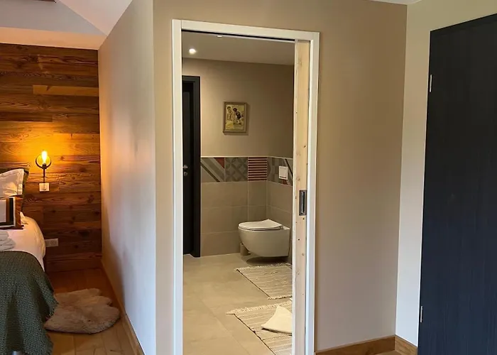 La Cure Vosgienne Bed & Breakfast 3*